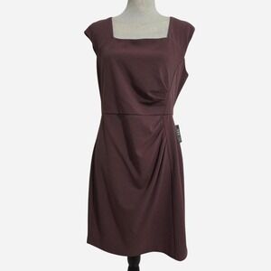 Express‎ Square neck dress with Ruched detail and Zipper Back, Size Large